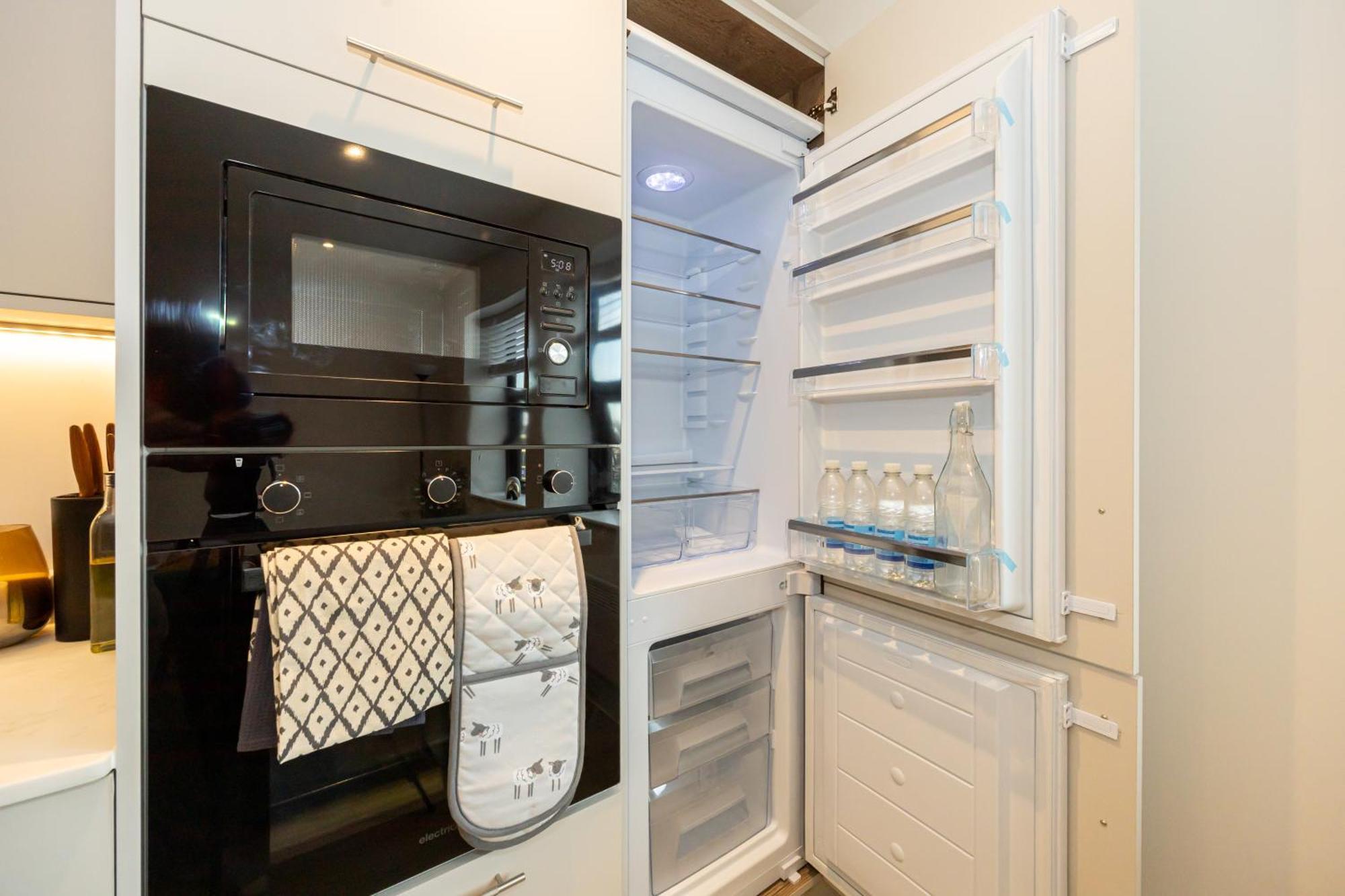 Modern 2 Bed Near Wythenshawe Hospital And Manchester Airport With Parking מראה חיצוני תמונה
